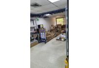 Oficinas y Consultorios, Alquiler, La Flora - $27.990.000