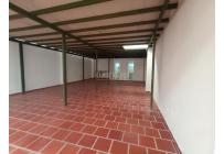 Locales y Bodegas, Alquiler, Bretaña - $6.500.000