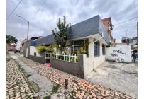 Casas, Venta, Bogotá - $700.000.000