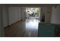 Locales y Bodegas, Alquiler, Floralia - $1.500.000