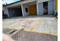 Locales y Bodegas, Venta, Prados del Norte - $990.000.000