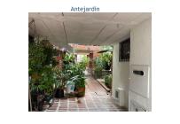 Casas, Venta, Nápoles - $240.000.000