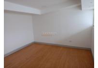 Locales y Bodegas, Alquiler, Centro Ccial. Unicentro - $8.000.000