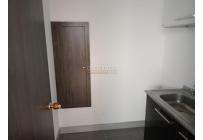 Locales y Bodegas, Alquiler, Centro Ccial. Unicentro - $8.000.000