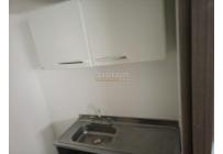 Locales y Bodegas, Alquiler, Centro Ccial. Unicentro - $8.000.000