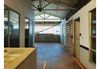 Edificios, Alquiler, Versalles - $9.000.000