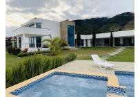Fincas y Casas Campestres, Venta, Calima (Darién) - $2.800.000.000