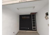 Locales y Bodegas, Alquiler, Valle Grande - $300.000