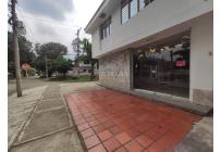 Locales y Bodegas, Alquiler, La Flora - $1.900.000