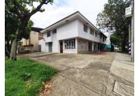 Locales y Bodegas, Alquiler, La Flora - $1.900.000