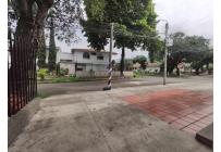 Locales y Bodegas, Alquiler, La Flora - $1.900.000