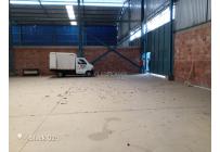 Locales y Bodegas, Alquiler, La Dolores - $10.500.000