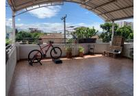 Casas, Venta, Flora Industrial - $800.000.000