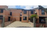 Casas, Alquiler, Caney - $1.900.000