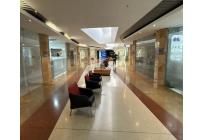 Locales y Bodegas, Venta, Centro Ccial. Unicentro - $800.000.000
