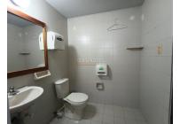 Locales y Bodegas, Alquiler, Tequendama - $4.000.000
