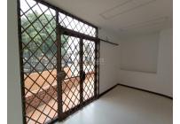 Oficinas y Consultorios, Alquiler, El Cedro - $2.300.000