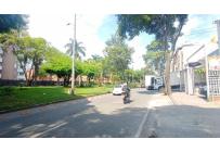 Locales y Bodegas, Alquiler, La Flora - $3.500.000