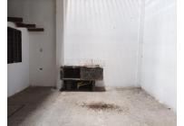 Locales y Bodegas, Alquiler, Caldas - $5.000.000