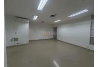 Oficinas y Consultorios, Alquiler, Centro Ccial. Unicentro - $4.580.000