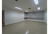 Oficinas y Consultorios, Alquiler, Centro Ccial. Unicentro - $4.580.000