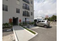 Apartamentos, Alquiler, Yumbo - $900.000