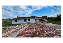 Fincas y Casas Campestres, Venta, Calima (Darién) - $2.800.000.000