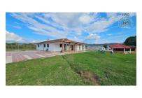 Fincas y Casas Campestres, Venta, Calima (Darién) - $2.800.000.000