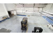 Locales y Bodegas, Alquiler, Industrial - $8.500.000