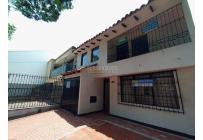 Casas, Alquiler, Versalles - $5.000.000