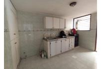 Casas, Alquiler, Versalles - $5.000.000