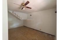 Casas, Alquiler, Versalles - $5.000.000