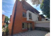 Casas, Venta, La Hacienda - $695.000.000