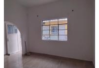 Casas, Alquiler, Simón Bolívar - $888.000
