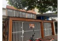 Casas, Alquiler, La Merced - $2.900.000