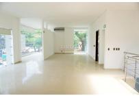 Locales y Bodegas, Venta, Santa Mónica Residencial - $1.800.000.000