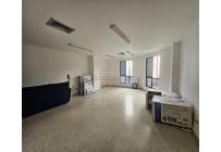 Oficinas y Consultorios, Alquiler, San Vicente - $2.300.000