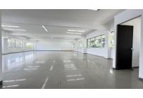 Oficinas y Consultorios, Alquiler, Ciudad Capri - $15.000.000