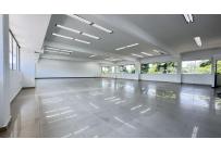 Oficinas y Consultorios, Alquiler, Ciudad Capri - $15.000.000