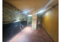 Locales y Bodegas, Alquiler, El Refugio - $1.400.000