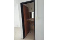 Locales y Bodegas, Alquiler, Centro Ccial. Pasarela - $1.000.000