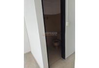 Locales y Bodegas, Alquiler, Centro Ccial. Pasarela - $1.000.000