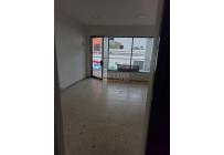 Locales y Bodegas, Alquiler, Centro Ccial. Pasarela - $1.000.000