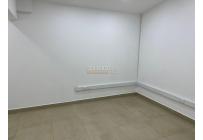 Locales y Bodegas, Alquiler, Versalles - $17.000.000