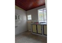 Casas, Alquiler, 3 de Julio - $2.100.000