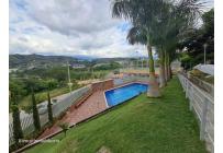 Apartamentos, Alquiler, Giron - $900.000