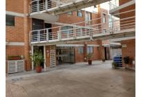 Apartamentos, Alquiler, La Hacienda - $2.300.000