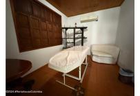 Locales y Bodegas, Venta, Honda - $3.500.000.000