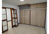 Casas, Alquiler, Municipal - $1.300.000