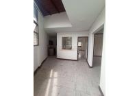 Casas, Alquiler, Miraflores - $2.400.000